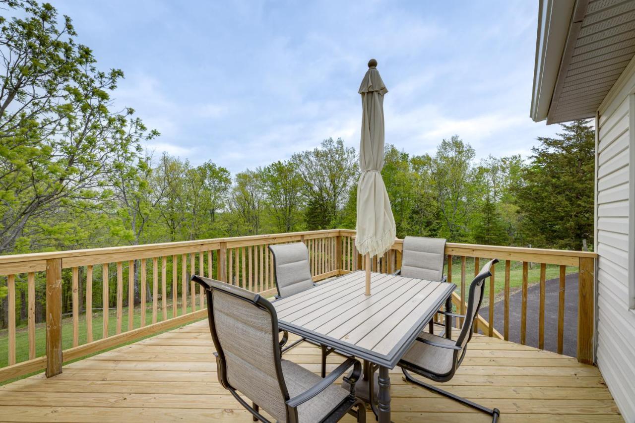 Villa Cozy Kentucky Retreat - Deck, Near Ark Encounter! à Dry Ridge Extérieur photo